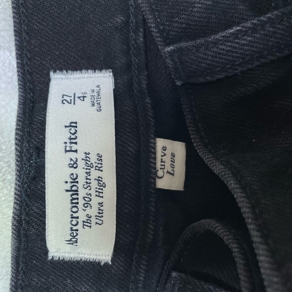 BNWT 90’s High rise Curve love black jeans - Picture 3 of 5